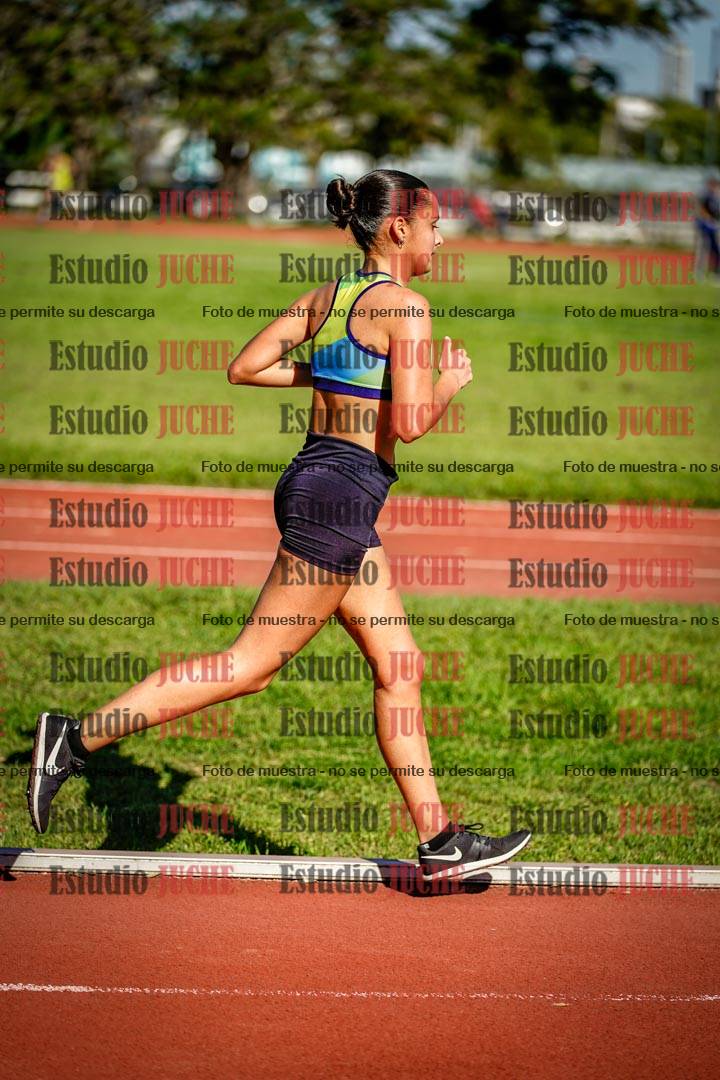 Fotos de los 5000 m llanos de mujeres y varones