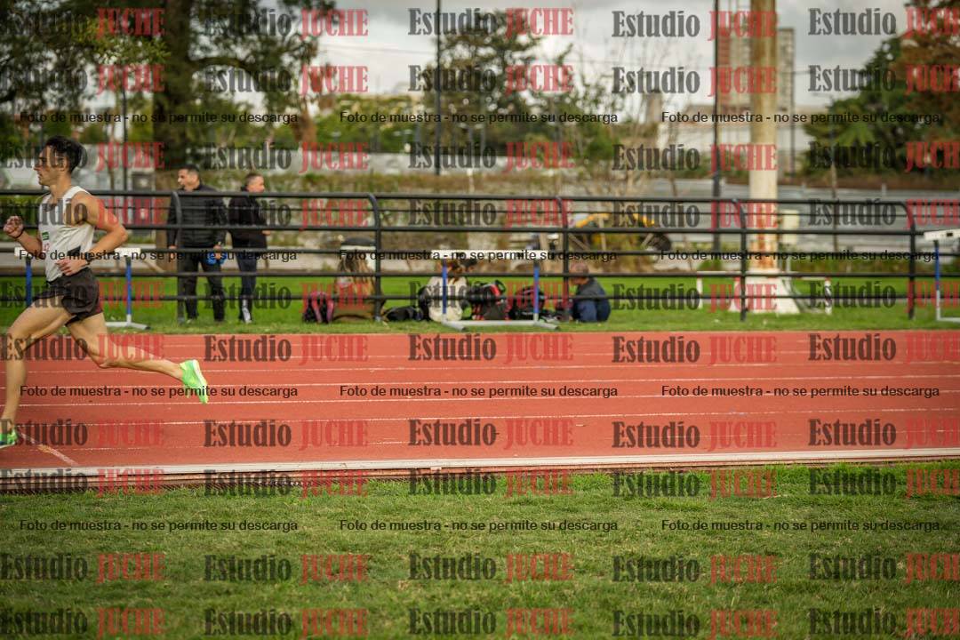 Fotos de los 3000 m llanos de varones