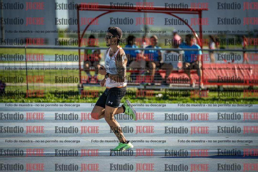 Fotos de los 3000 m llanos de varones
