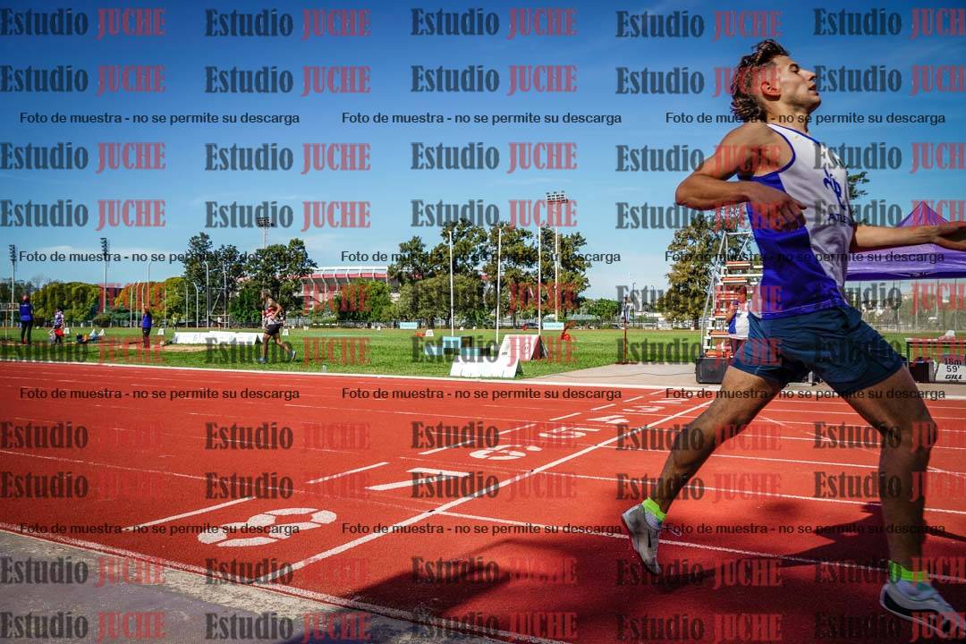 Fotos de los 400 m llanos de varones