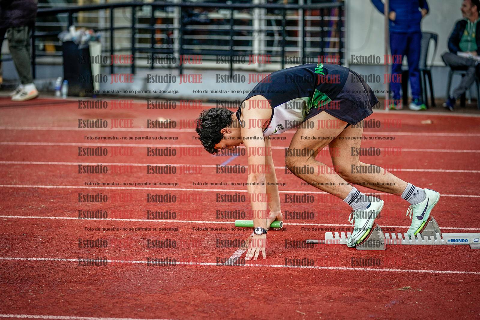 Fotos de las postas 4x400 m de varones
