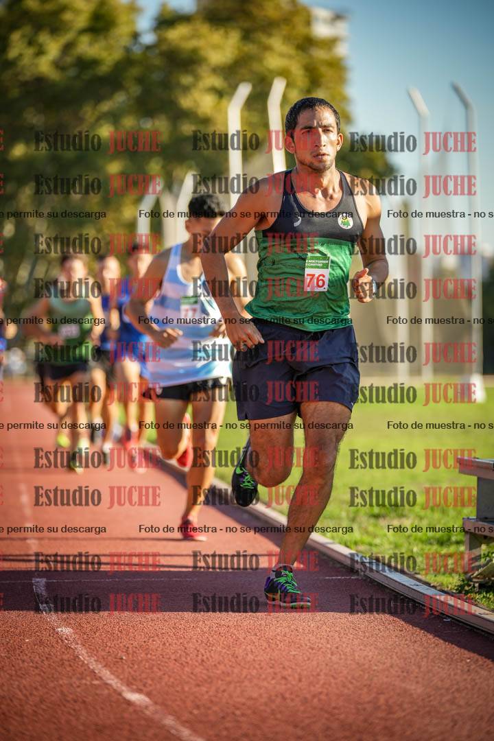 Fotos de los 3000 m llanos de varones
