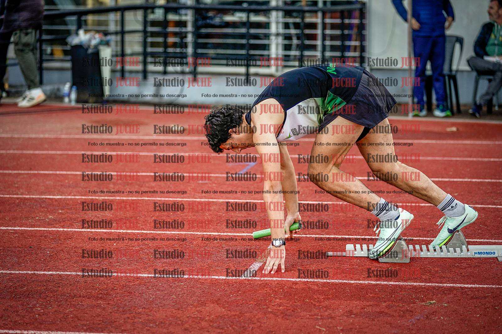 Fotos de las postas 4x400 m de varones