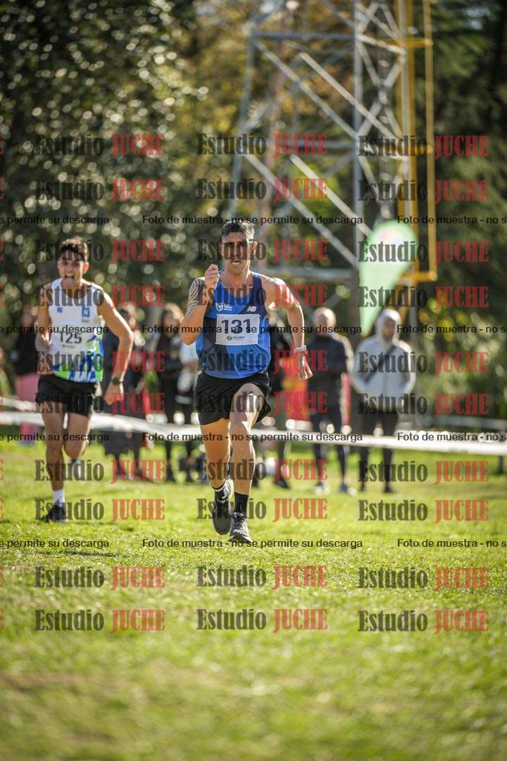 Fotos de la llegada del cross de 8000 m