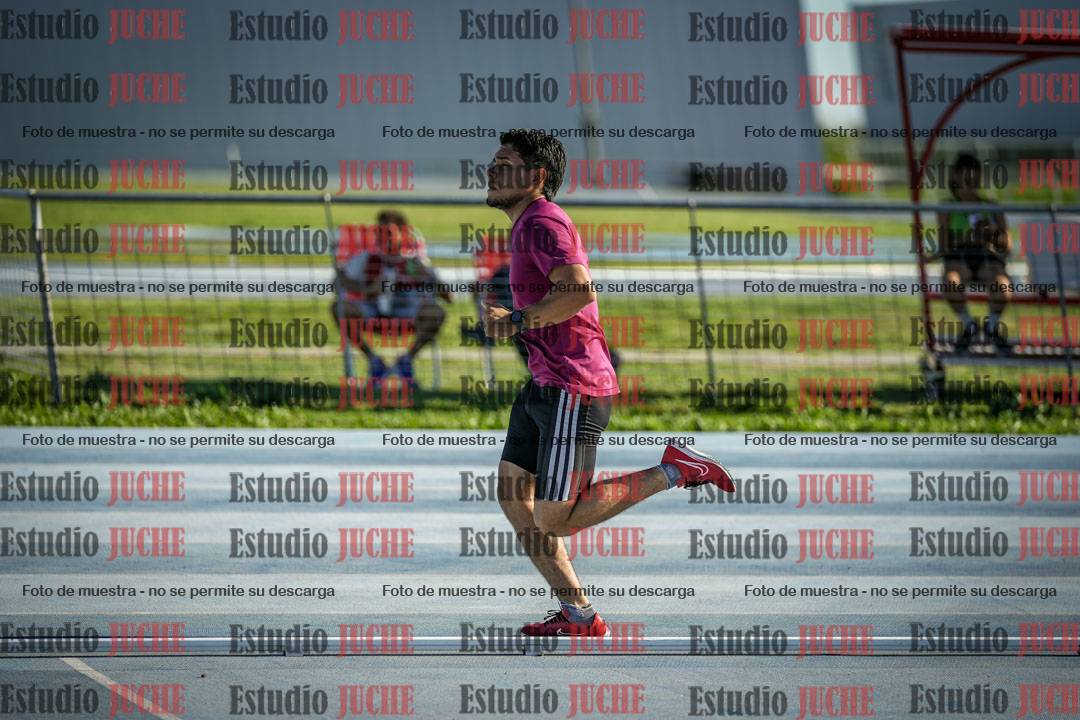 Fotos de los 3000 m llanos de varones
