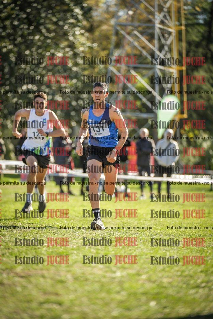 Fotos de la llegada del cross de 8000 m