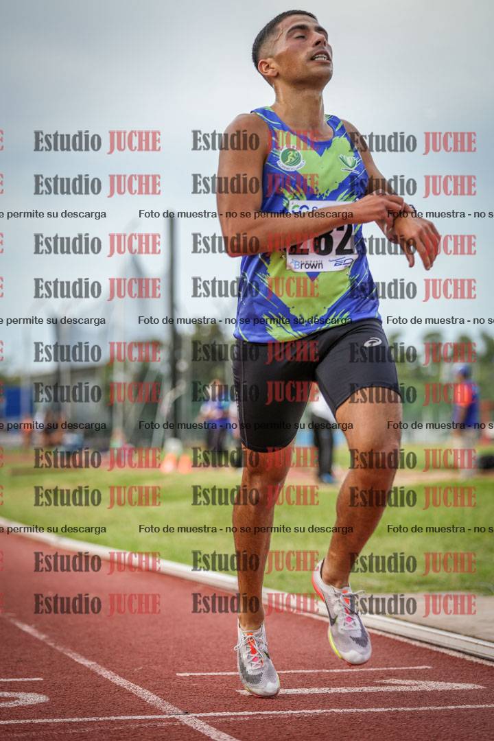 Fotos de los 3000 m llanos de varones