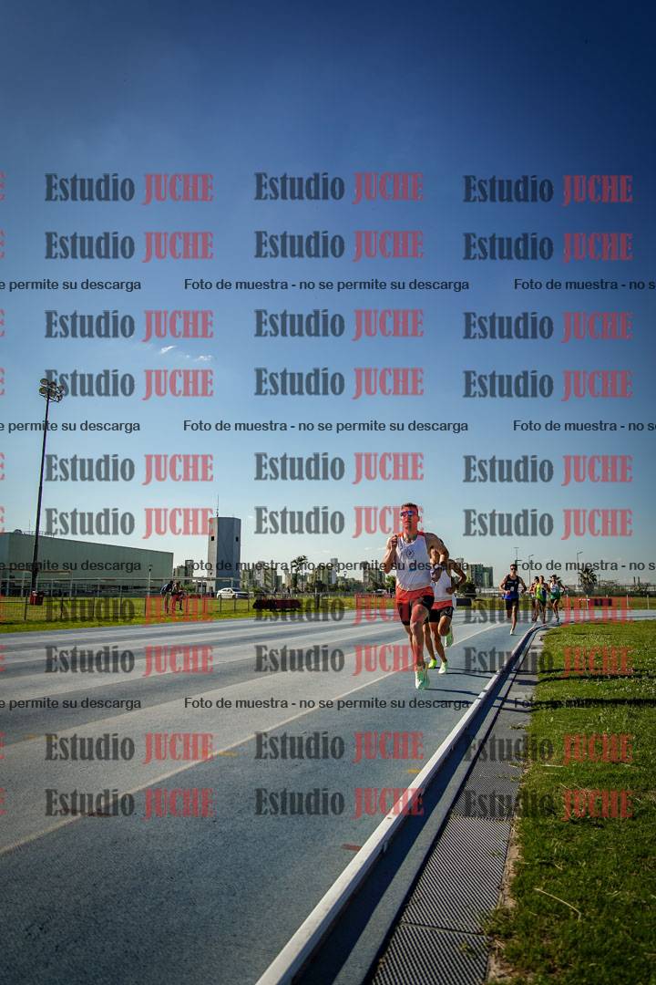 Fotos de los 1500 m llanos de varones
