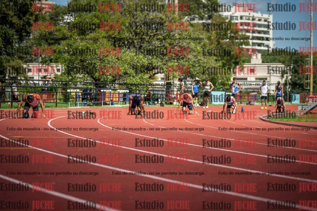 Fotos de los 200 m llanos de varones