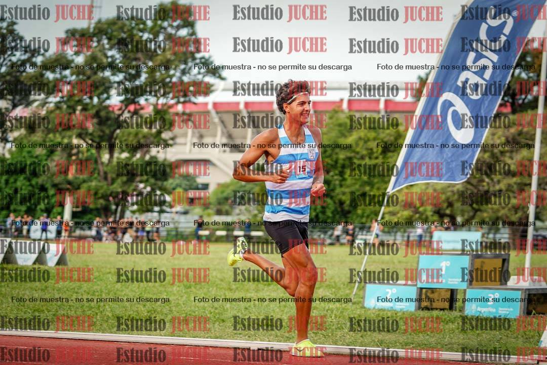 Fotos de los 3000 m llanos de varones