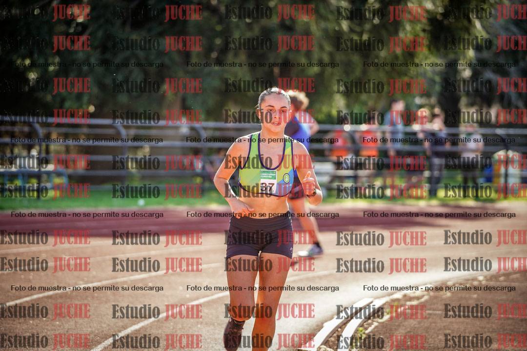 Fotos de los 5000 m llanos de mujeres y varones