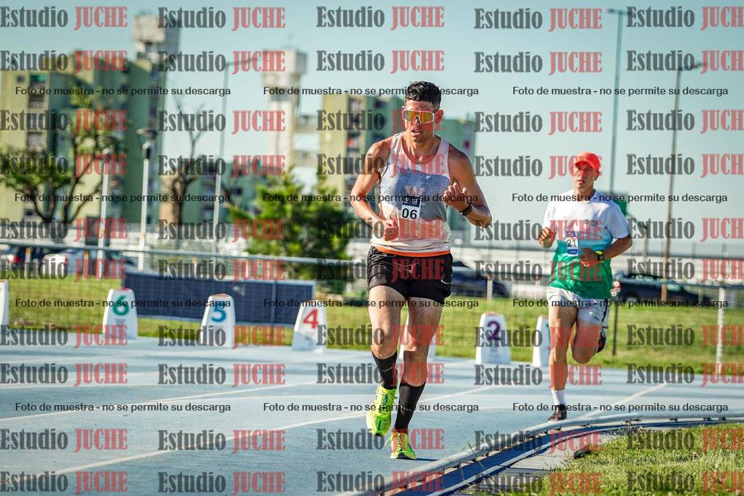 Fotos de los 3000 m llanos de varones