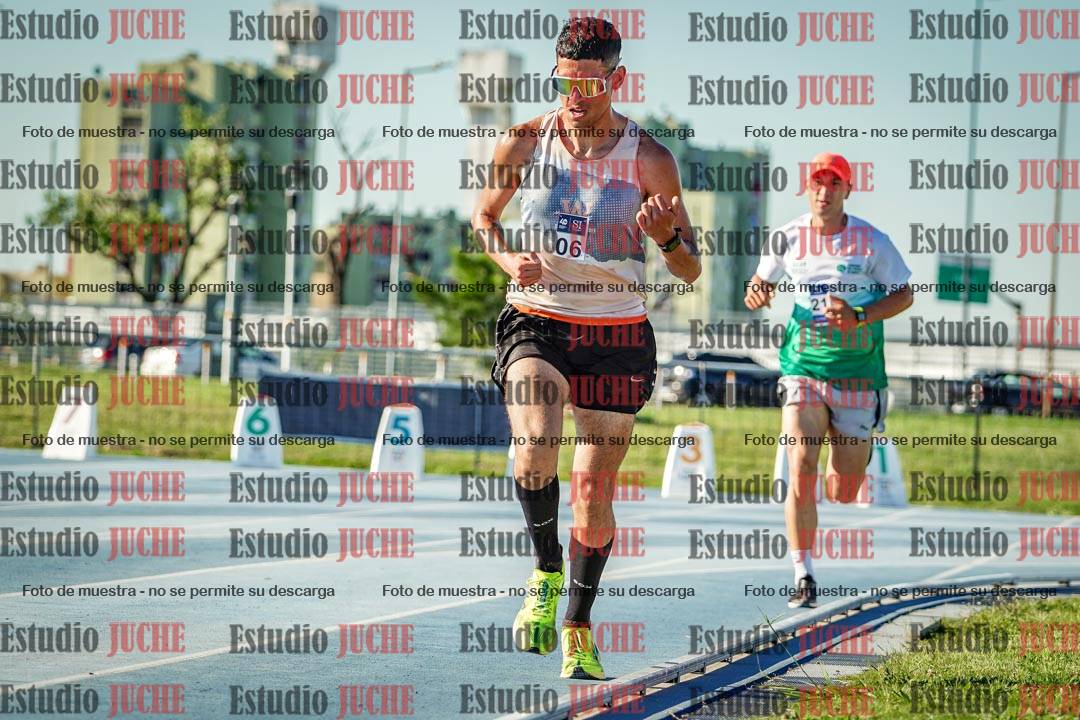 Fotos de los 3000 m llanos de varones