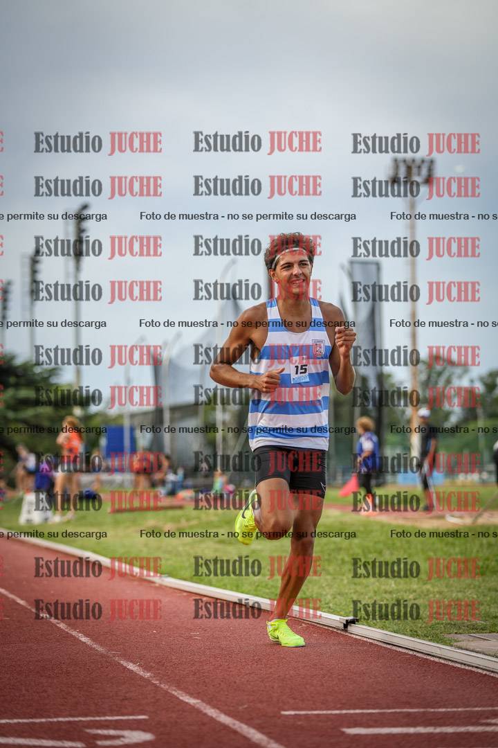 Fotos de los 3000 m llanos de varones