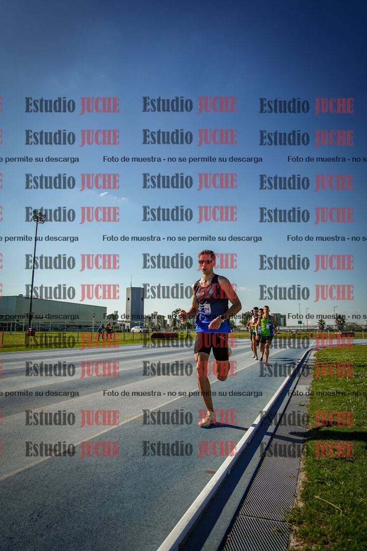 Fotos de los 1500 m llanos de varones