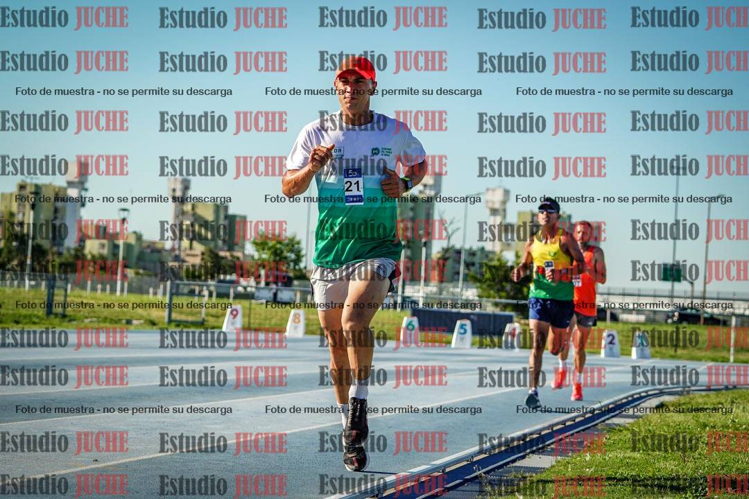 Fotos de los 3000 m llanos de varones