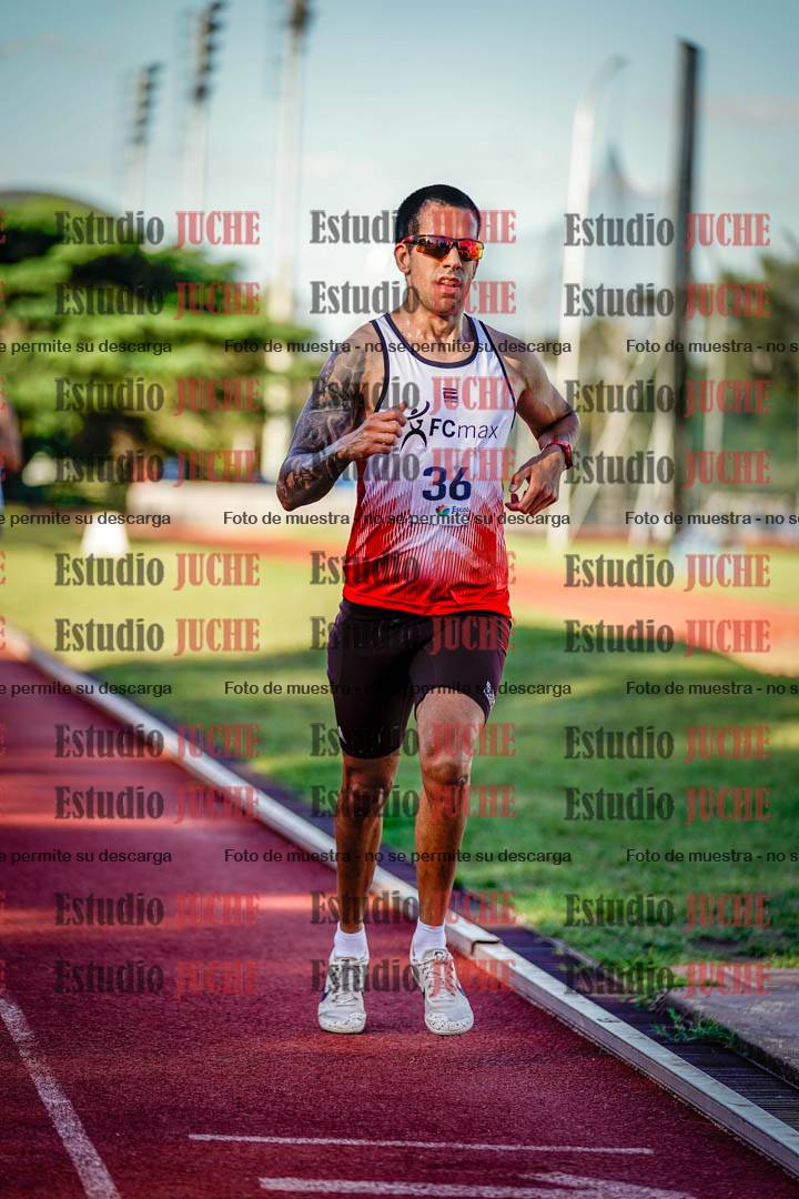 Fotos de los 3000 m llanos de varones