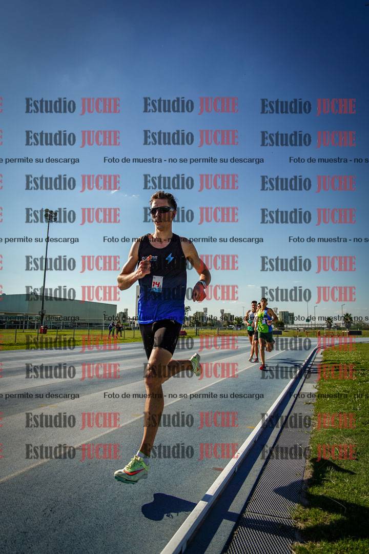 Fotos de los 1500 m llanos de varones