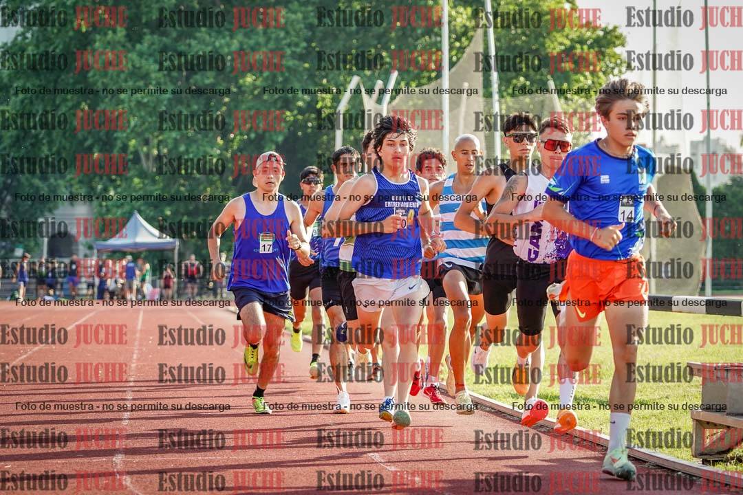Fotos de los 1500 m llanos de varones