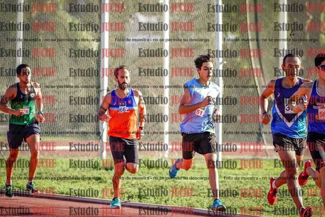 Fotos de los 3000 m llanos de varones