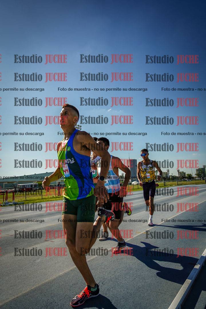 Fotos de los 1500 m llanos de varones