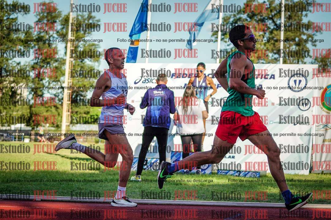 Fotos de los 3000 m llanos de varones