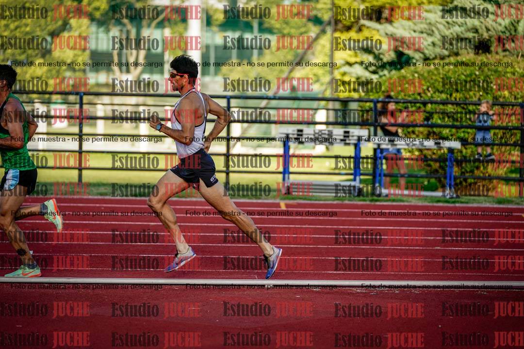Fotos de los 3000 m llanos de varones