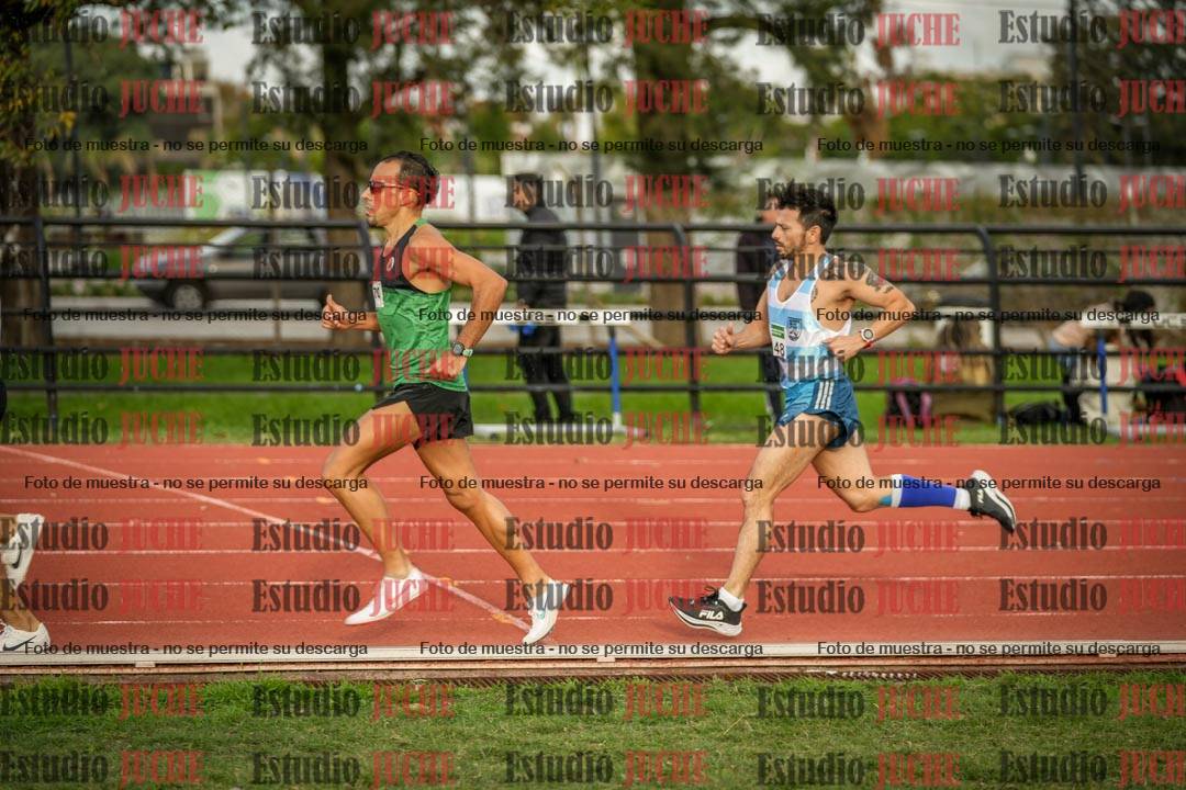Fotos de los 3000 m llanos de varones