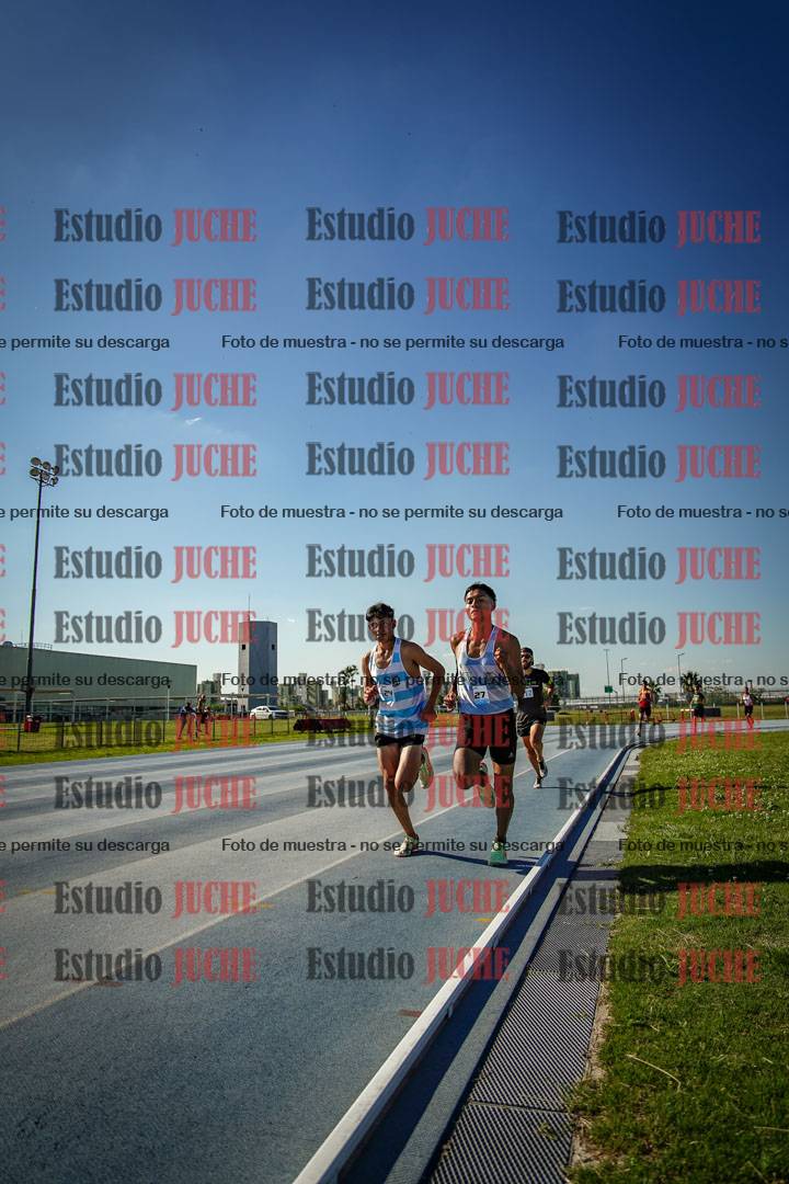 Fotos de los 1500 m llanos de varones