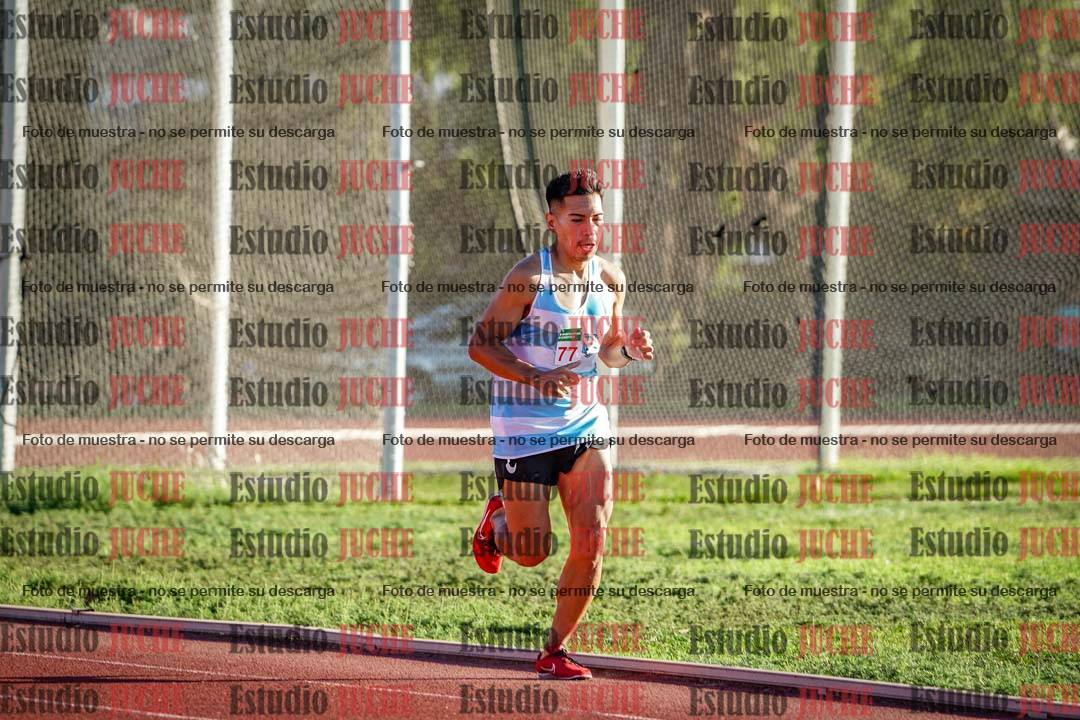 Fotos de los 3000 m llanos de varones