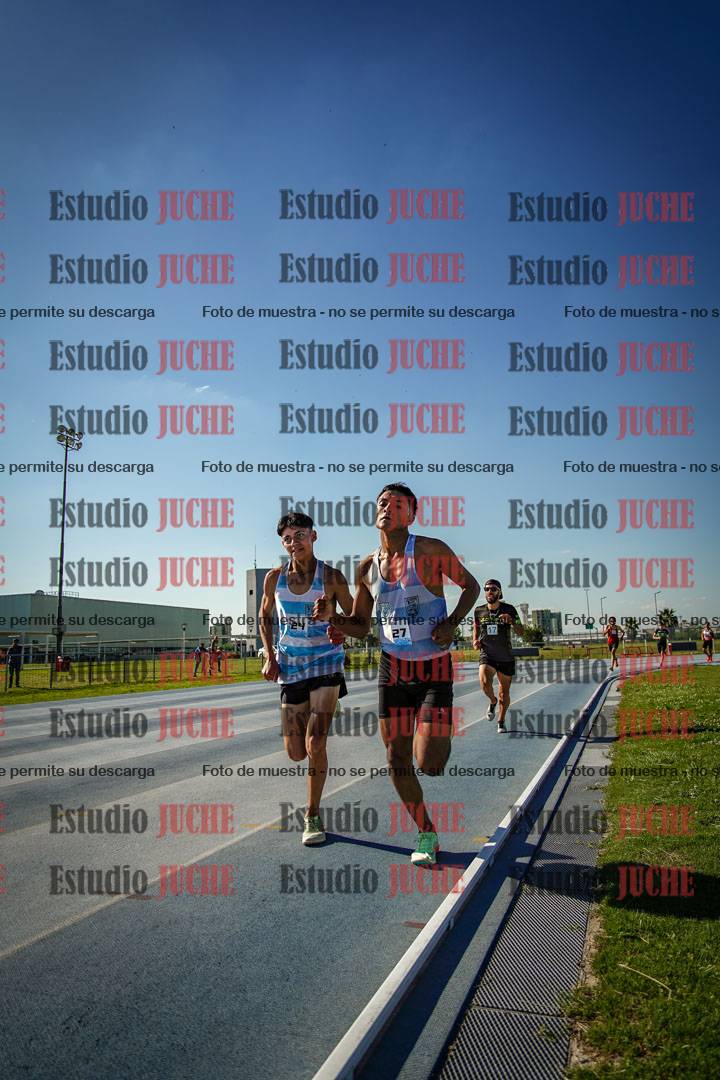 Fotos de los 1500 m llanos de varones