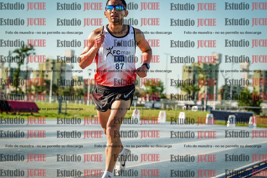Fotos de los 3000 m llanos de varones