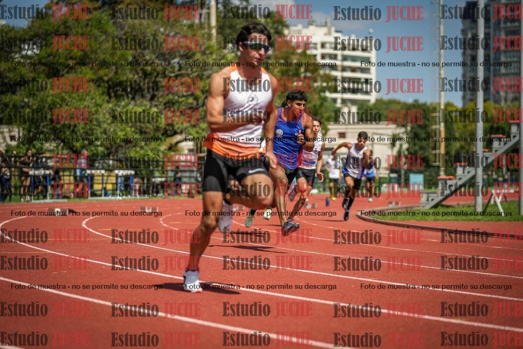 Fotos de los 200 m llanos de varones