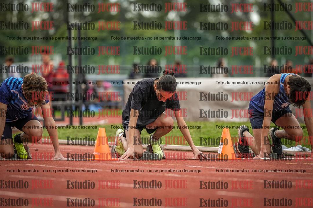 Fotos de los 80 m llanos de varones