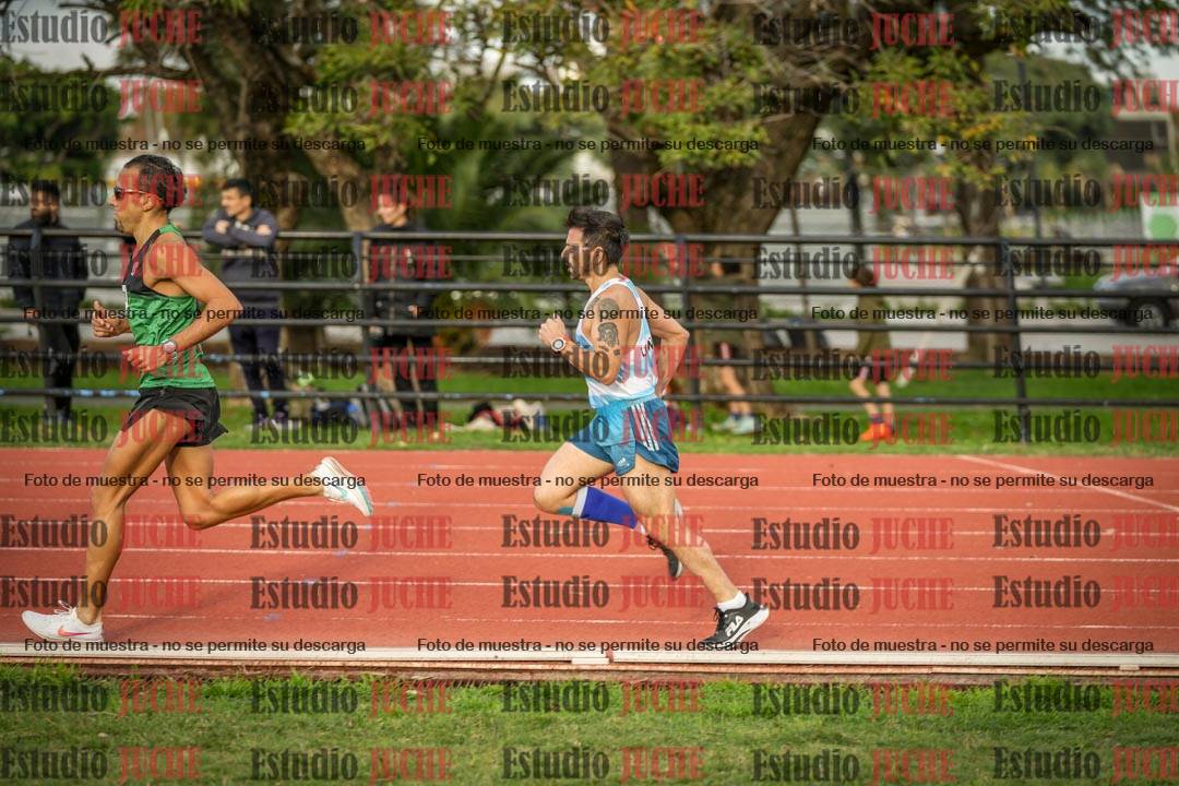Fotos de los 3000 m llanos de varones