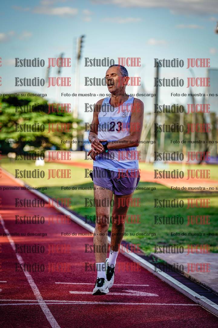 Fotos de los 3000 m llanos de varones