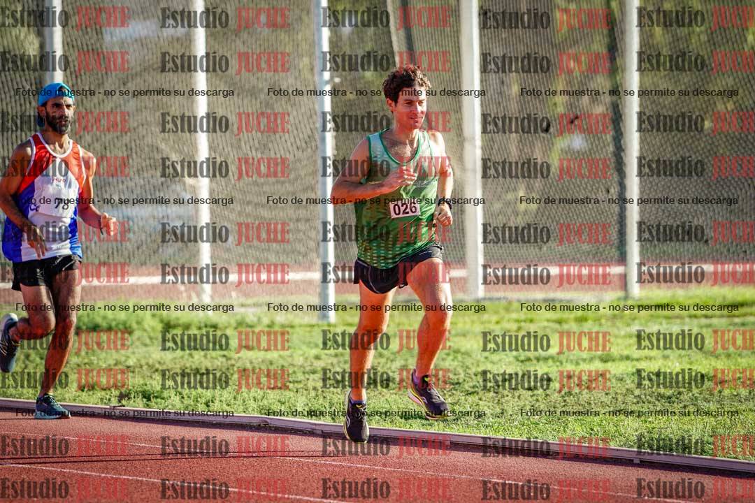 Fotos de los 3000 m llanos de varones