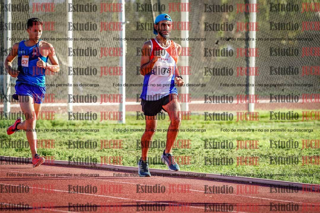 Fotos de los 3000 m llanos de varones