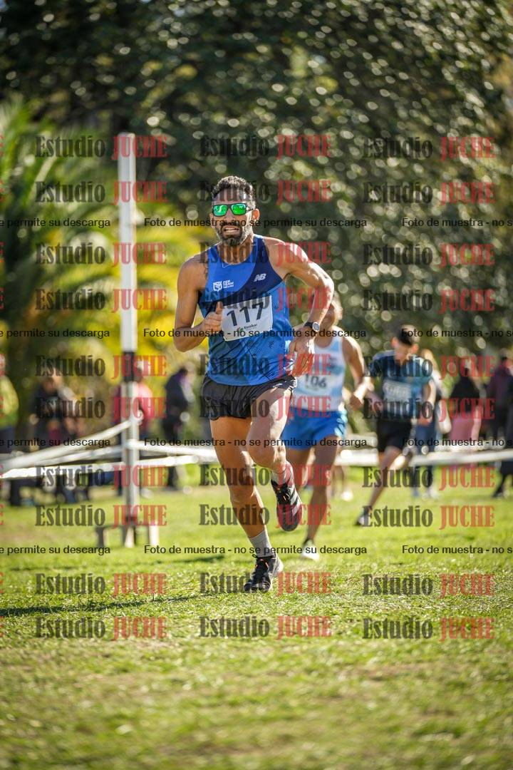 Fotos de la llegada del cross de 8000 m