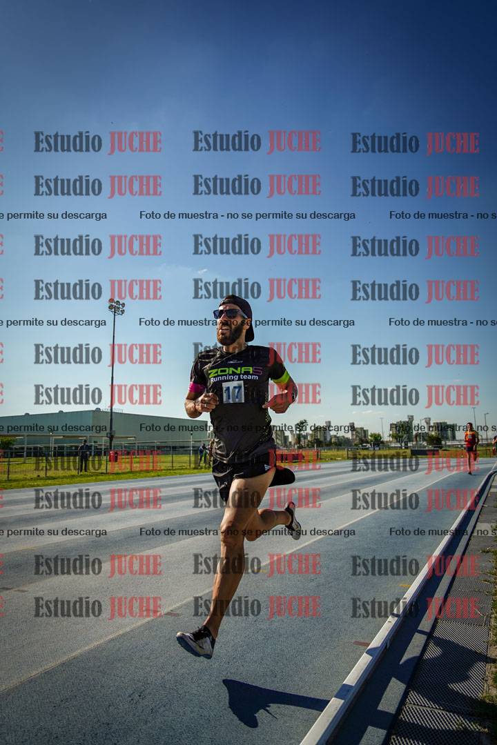 Fotos de los 1500 m llanos de varones