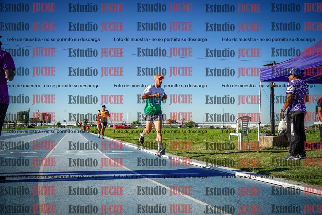 Fotos de los 3000 m llanos de varones