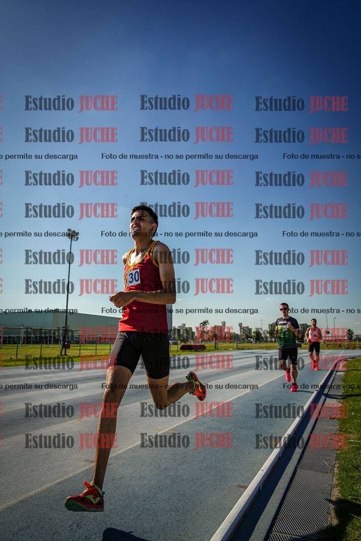 Fotos de los 1500 m llanos de varones