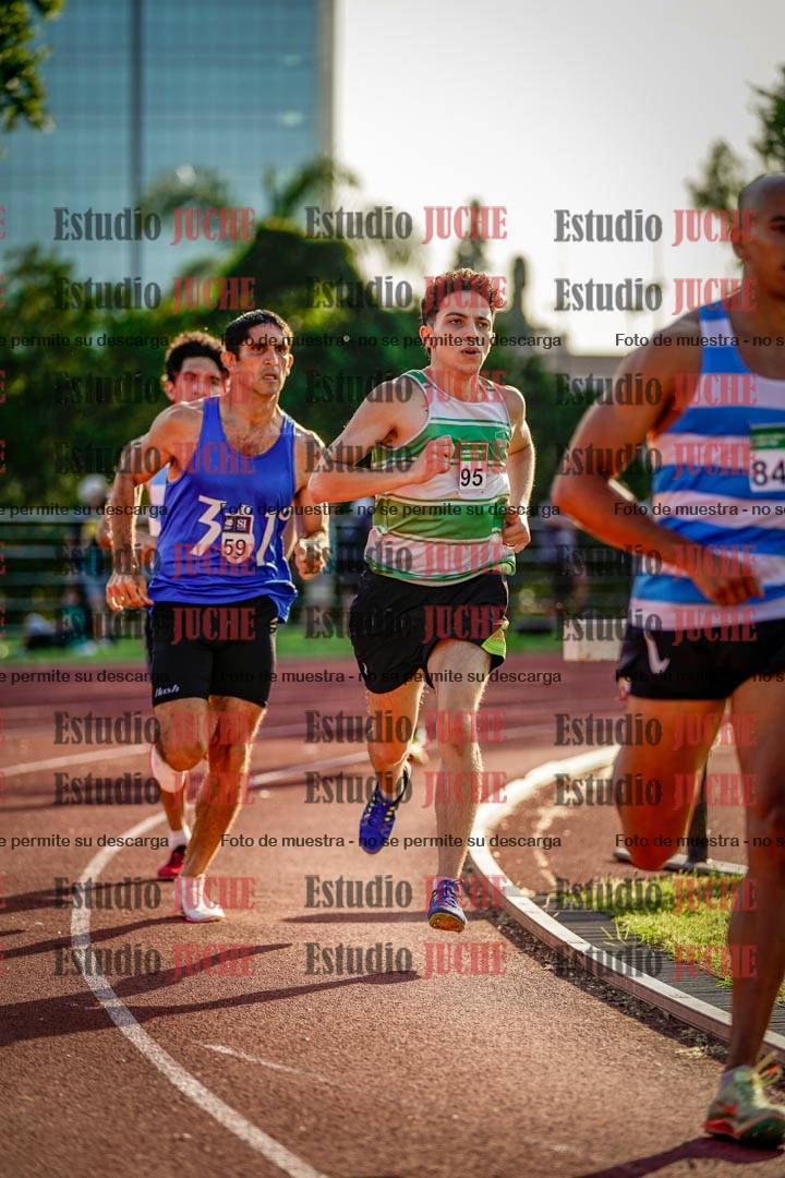 Fotos de los 1500 m llanos de varones