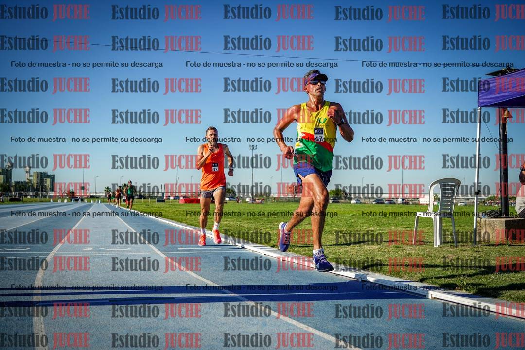 Fotos de los 3000 m llanos de varones