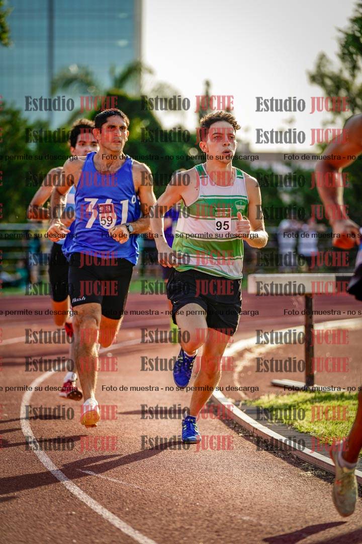 Fotos de los 1500 m llanos de varones