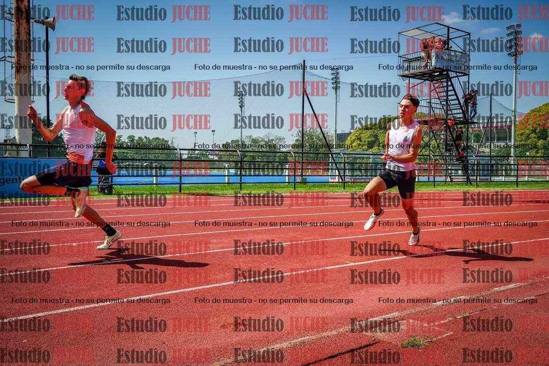 Fotos de los 200 m llanos de varones