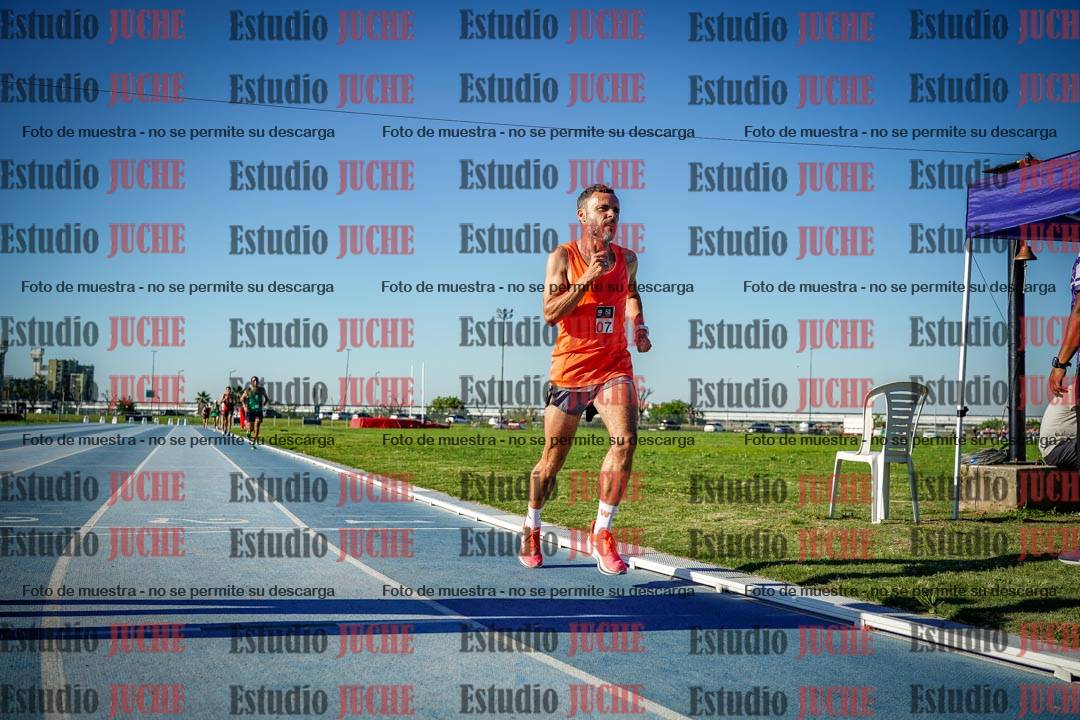 Fotos de los 3000 m llanos de varones