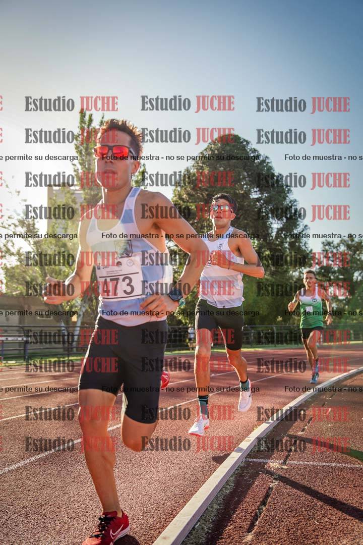 Fotos de los 3000 m llanos de varones