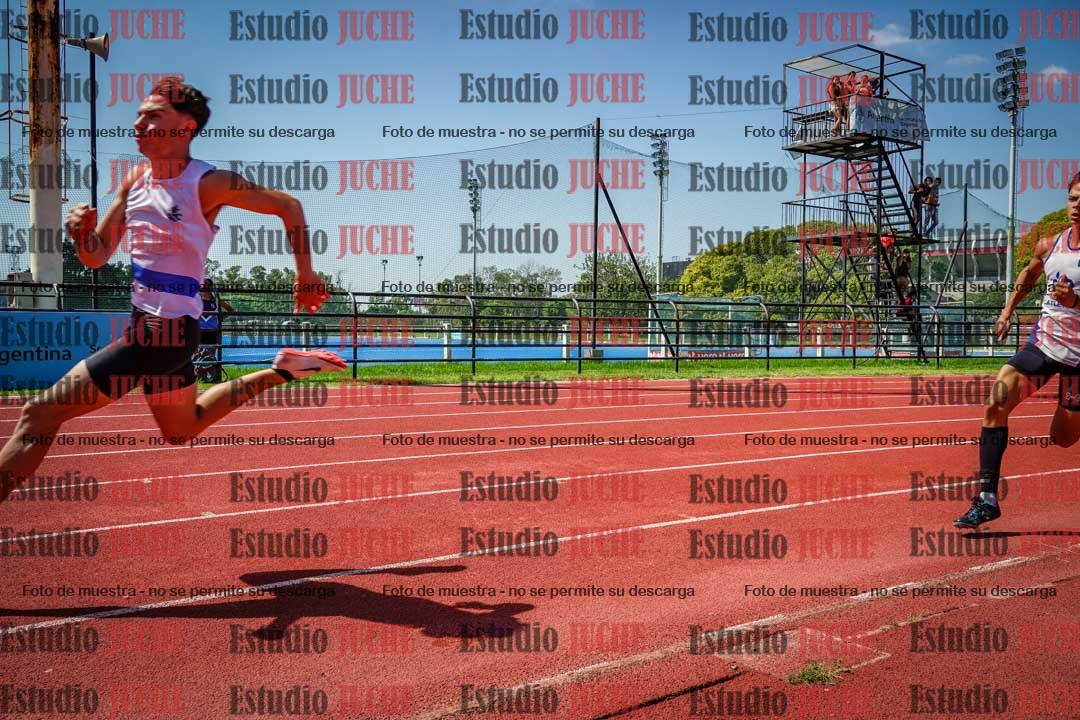 Fotos de los 200 m llanos de varones