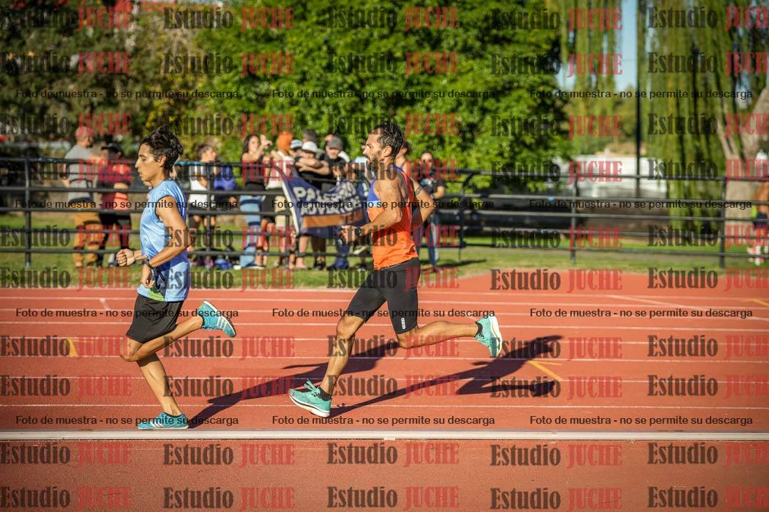 Fotos de los 3000 m llanos de varones